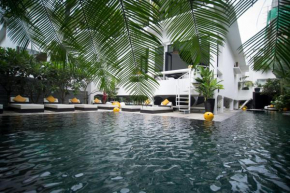 Гостиница Arthur & Paul (Men Only Hotel)  Phnom Penh